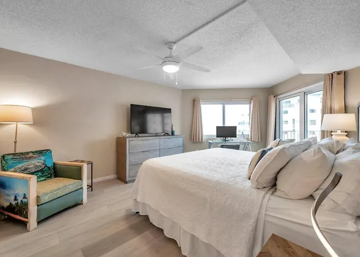 1311 * Clearwater Beach